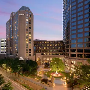 **** Hotel Hilton Uptown United States